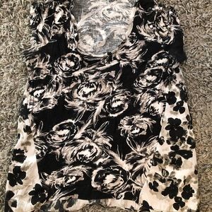 Gray & black roses blouse